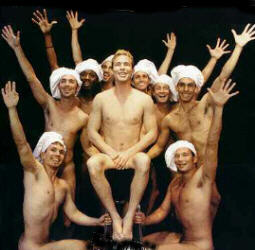 nakedboyssing4.jpg - 17.05 K