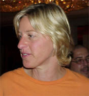 ellen3.jpg - 7.27 K