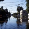 New Jersey and Vermont struggled with their worst flooding in decades on Monday, a day after Hurricane Irene slammed an already soaked U.S. Northeast with torrential rain, dragging away homes […]
