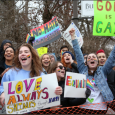 Hundreds of students attended a counter protest against the Westboro Baptist Church, who condemned rising football star Jake Bain for coming out as gay. Bain, of John Burroughs School, Missouri, […]