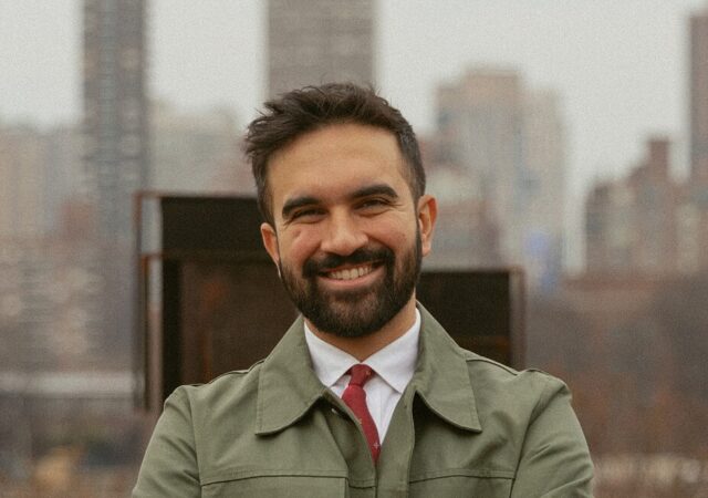 Zohran Mamdani made a night-time stop at an LGBTQ+ bar at the weekend, just hours before the polls open on mayoral election day in New York. The hot favourite to […]